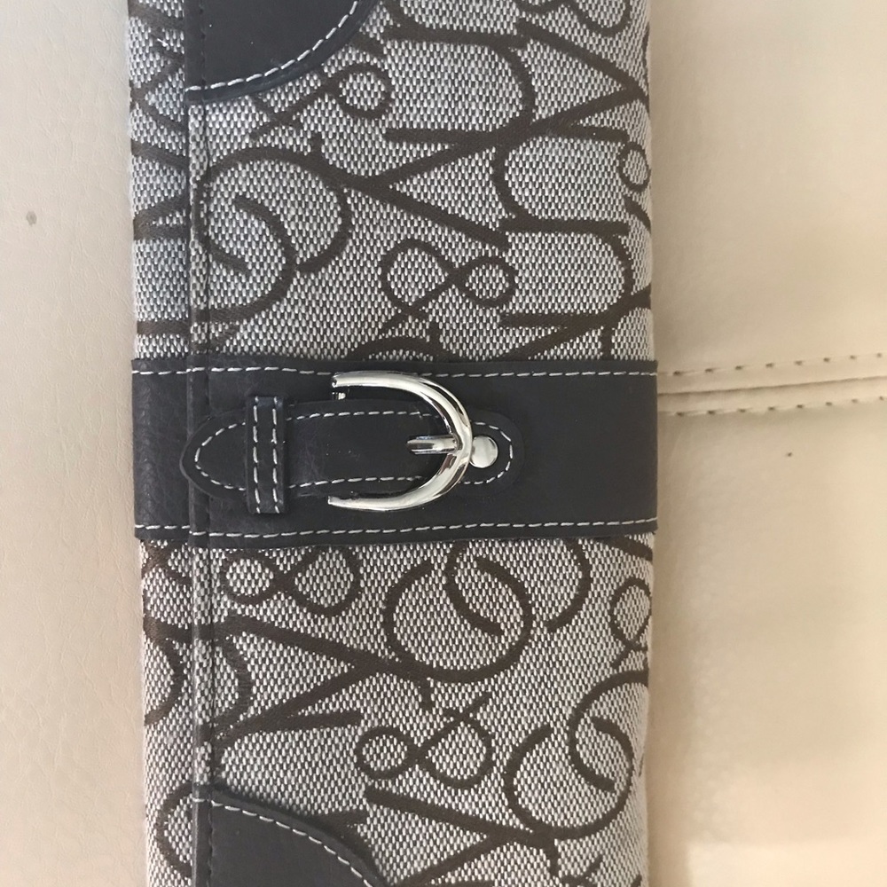 New York & Co. Wallet